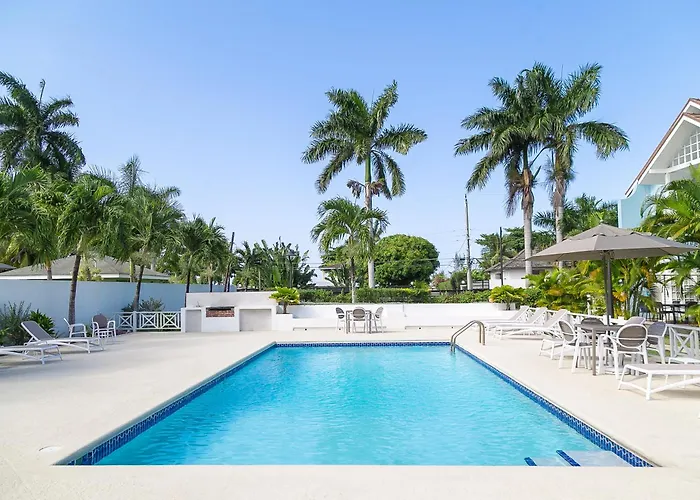 Silver Palms Charming 1br Retreat Private Pool Apartment *